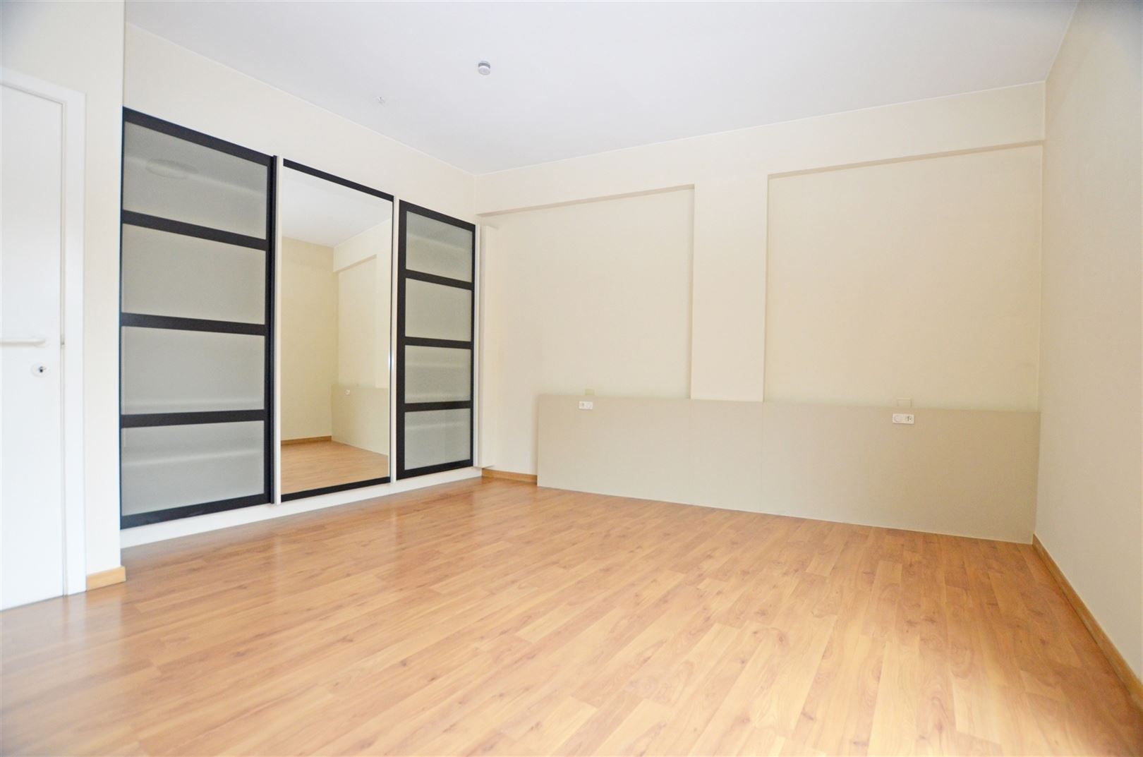 Goed onderhouden appartement in residentie 'Villers' foto 8