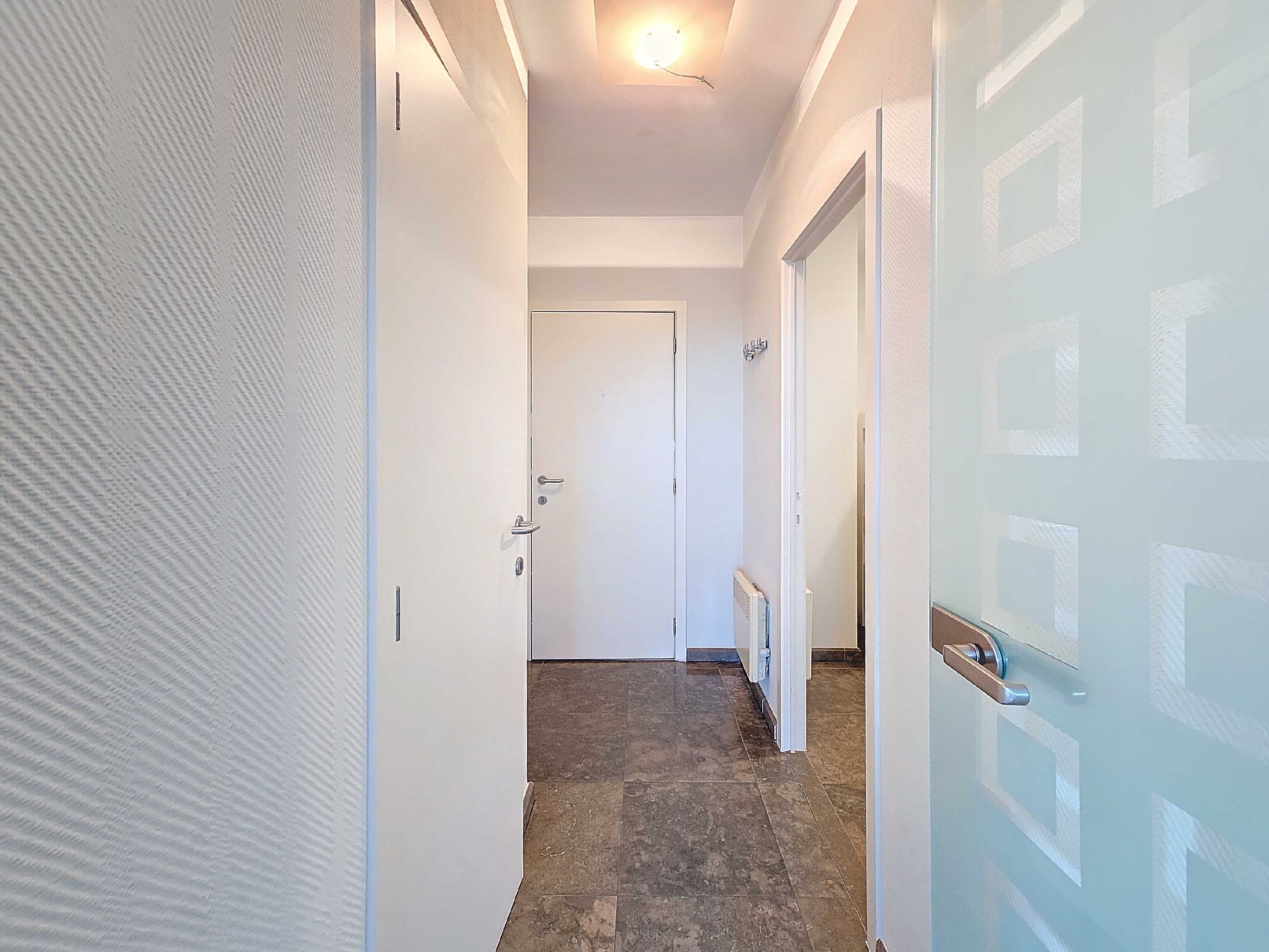 Zuidgerichte penthouse met een schitterend duinenzicht te Nieuwpoort foto 6