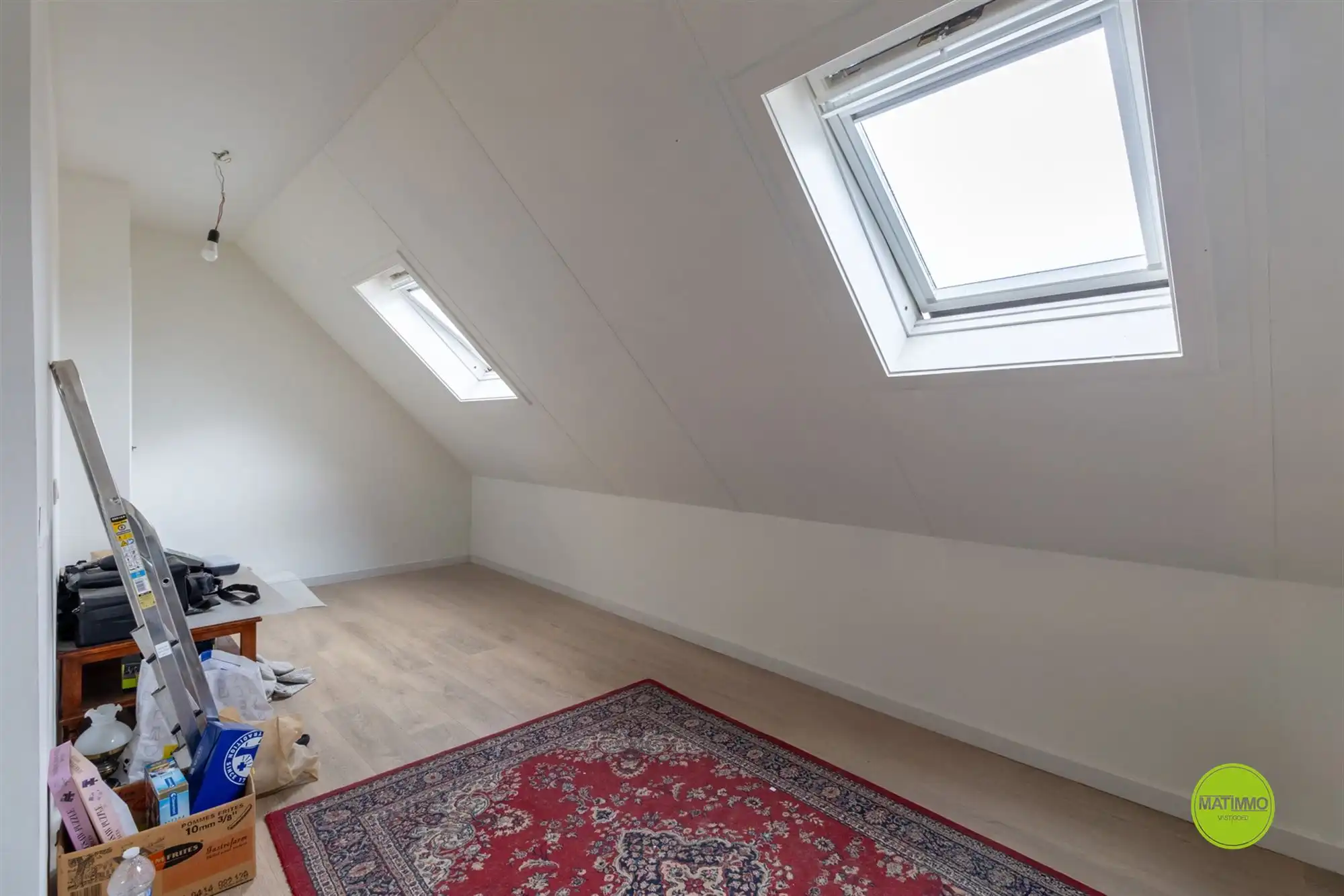 Ruim triplex appartement in een rustige omgeving  foto 7