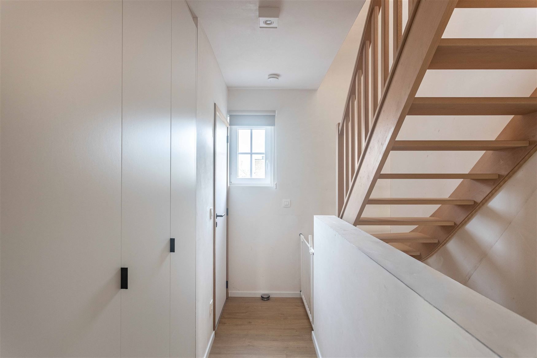 Energievriendelijke BEN-woning in rustige doodlopende straat te Zomergem. foto 13