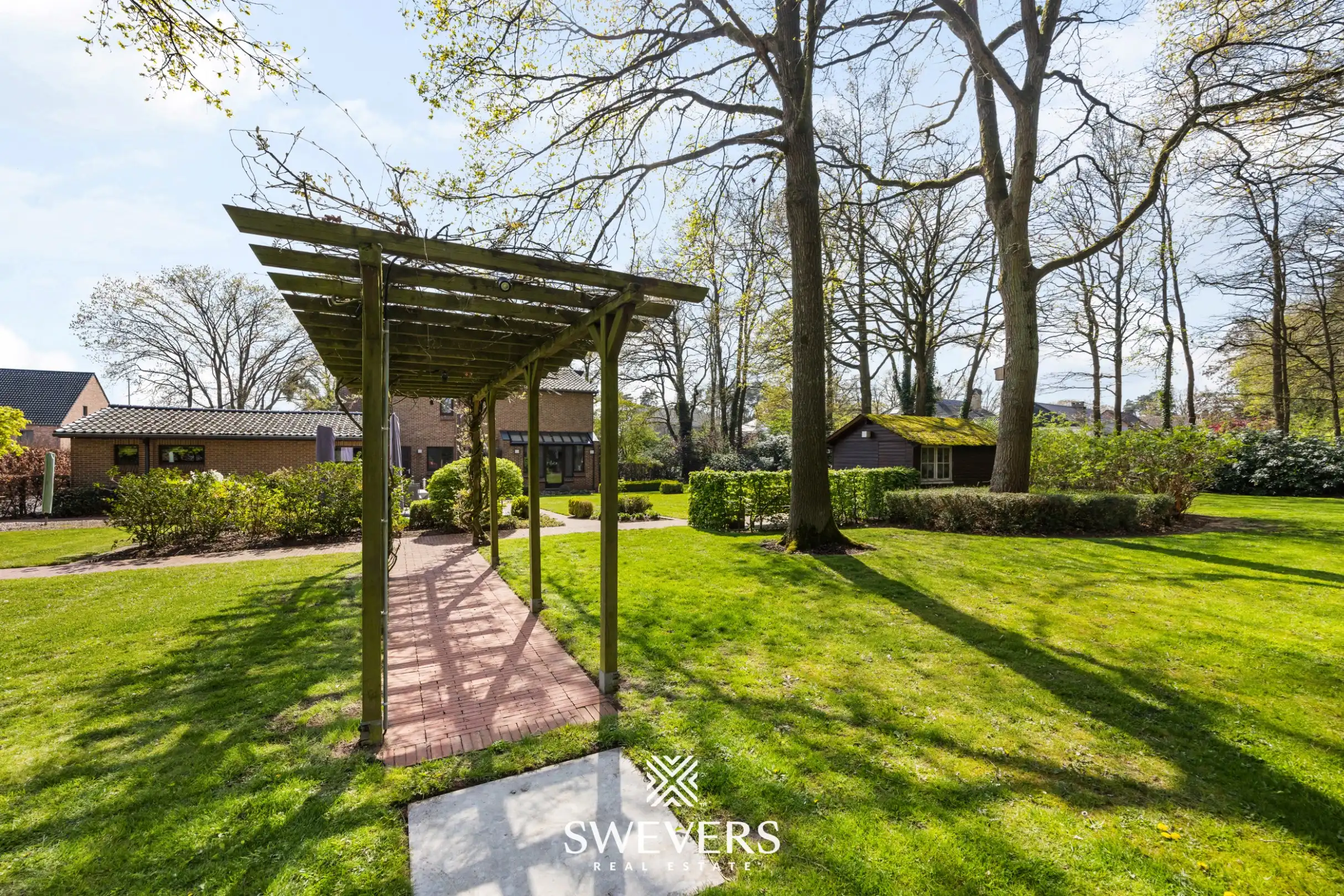 Ruime open bebouwing met praktijkruimte op perceel van 37a 75ca in Beringen foto 31