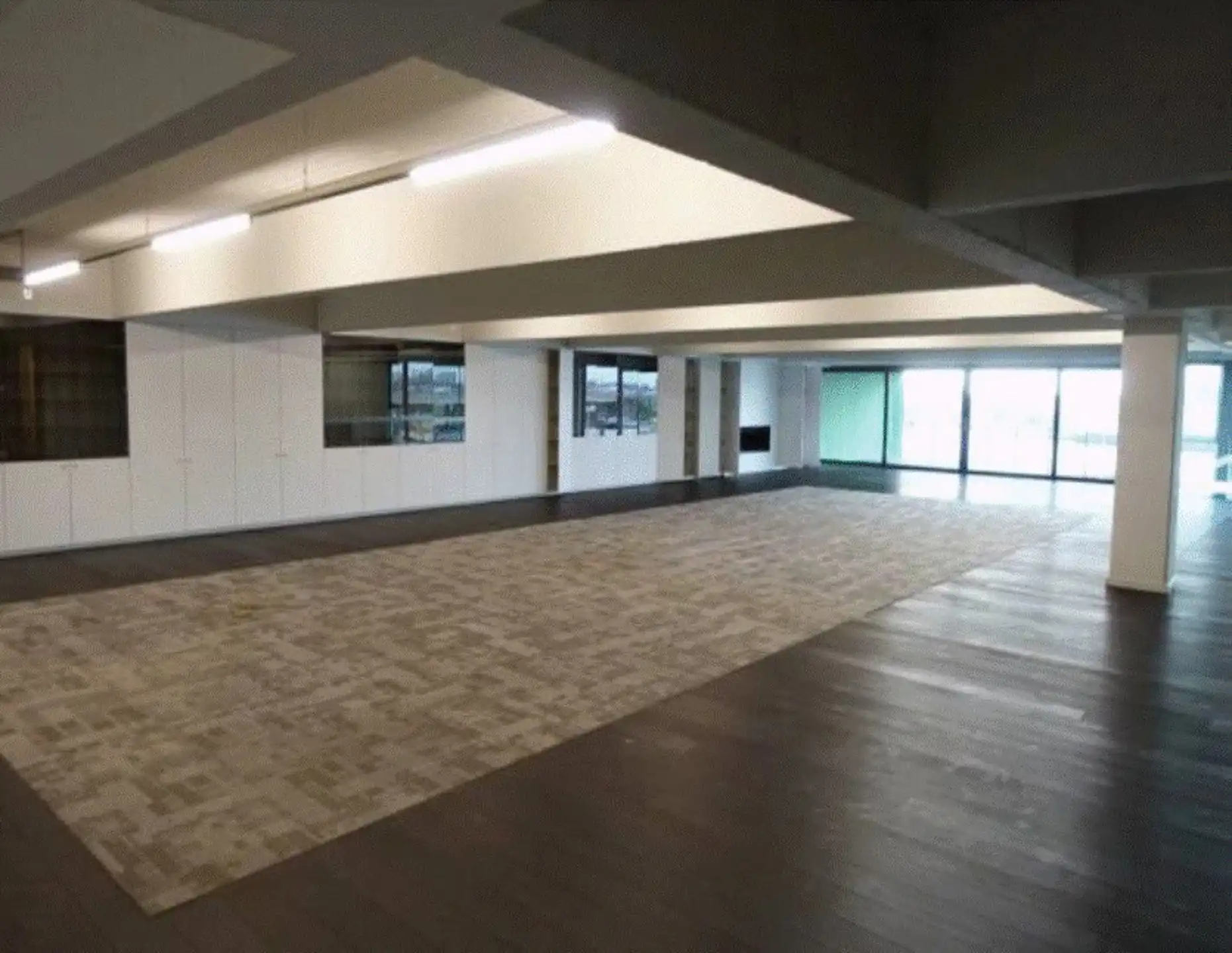 Kantoorruimte 429m² op de 3de verdieping   te huur - Antwerpen Noord foto 2