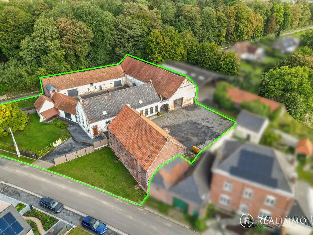 Authentieke vierkantshoeve op mooie ligging met tal van mogelijkheden foto 4