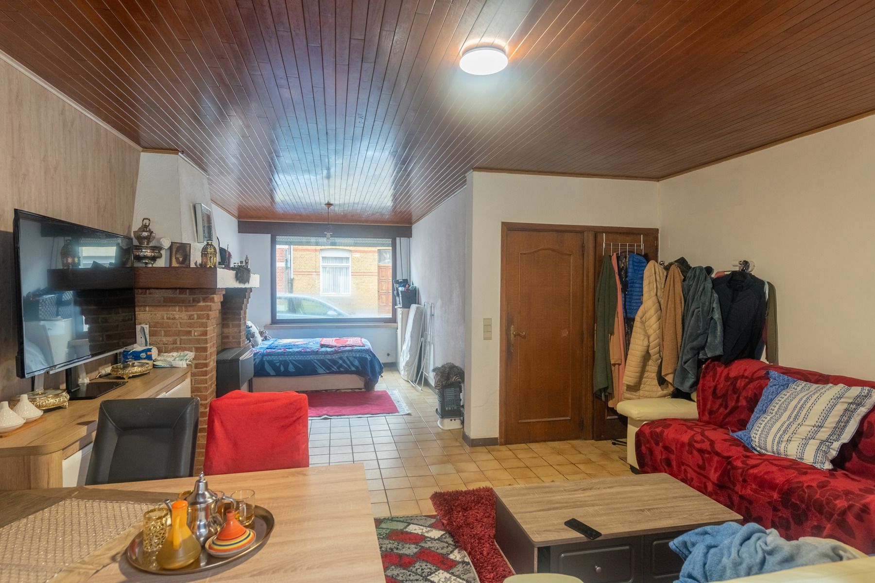 Op te frissen woning met 3 slaapkamers en terras  foto 4