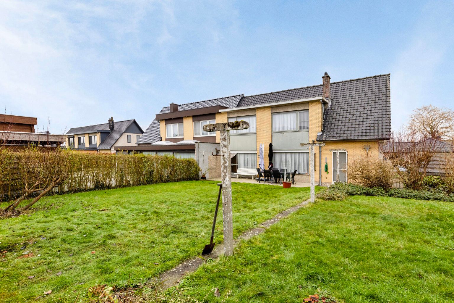 immo DAVID stelt voor: 3-gevel woning foto 19