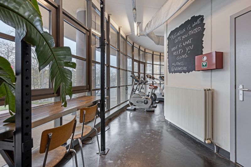 Handelspand van 400m² in het Centrum van Genk foto 20