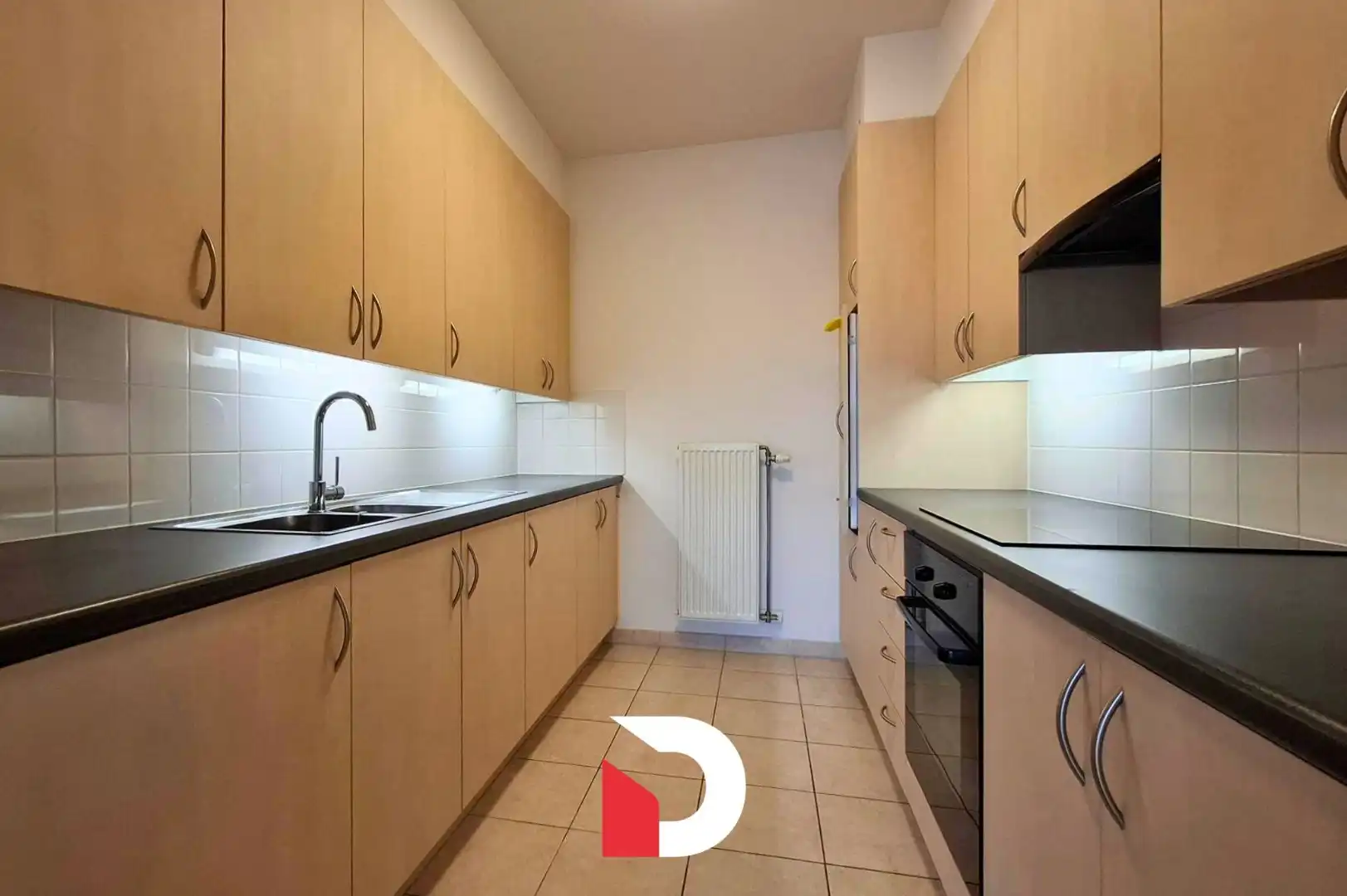 Rustig gelegen 2 slaapkamer appartement met zonnig terras en autostaanplaats foto 5