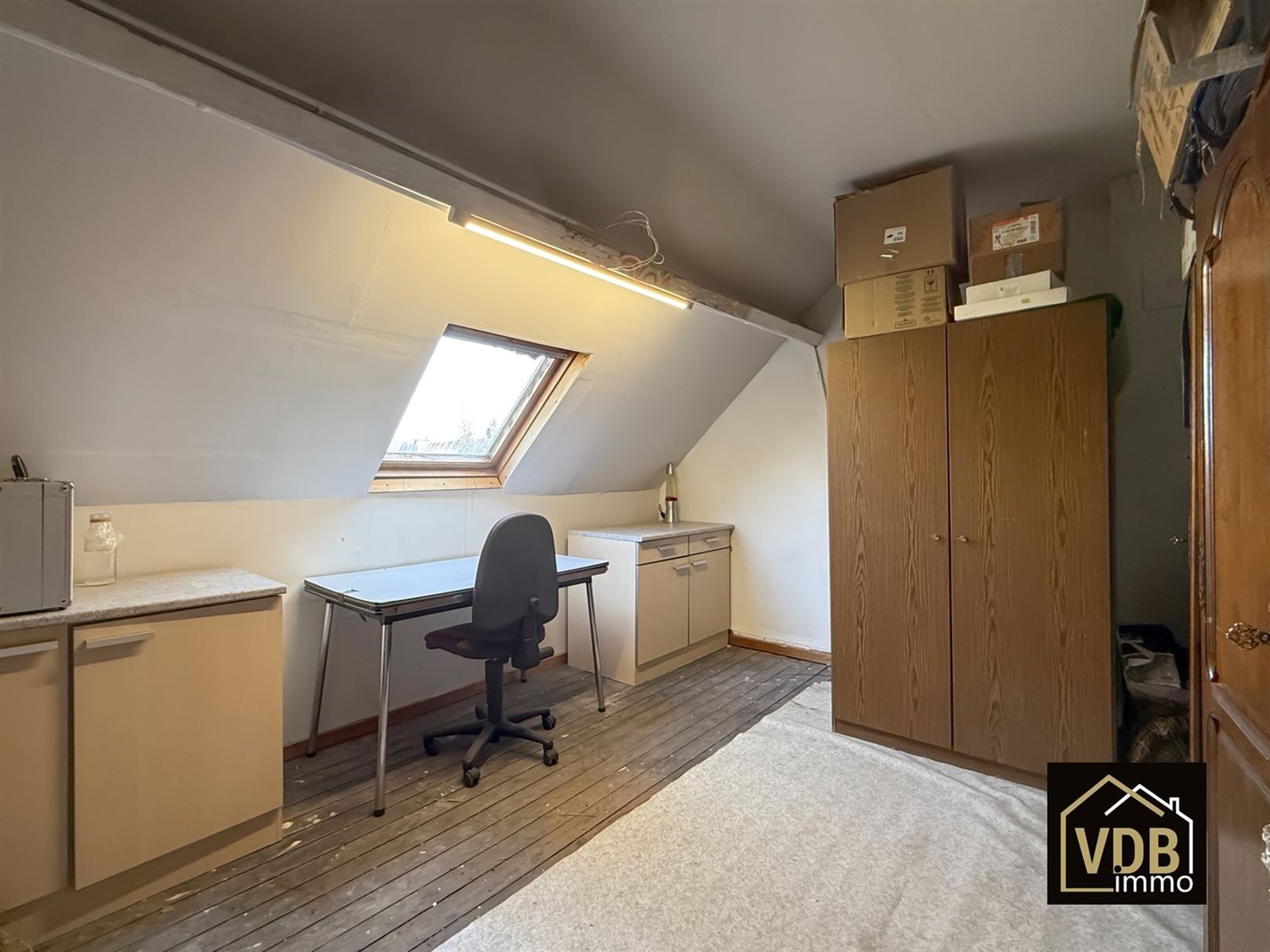WONING - GB - MET 3 SLAAPKAMERS EN GARAGE foto 29