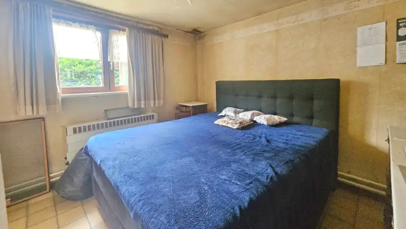 Gelijkvloers landhuis van 89m² op een perceel van 7a89ca foto 8