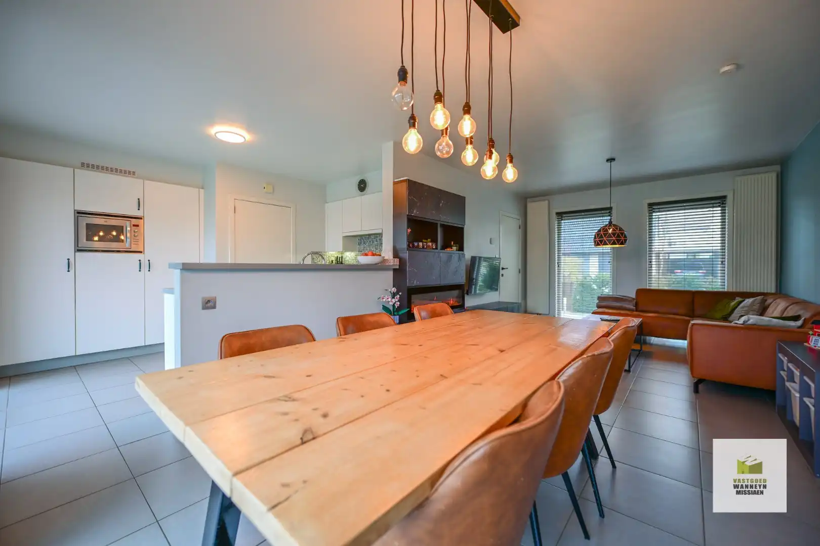 Ruime open bebouwing met 3 slpk in doodlopende straat Wingene foto 3