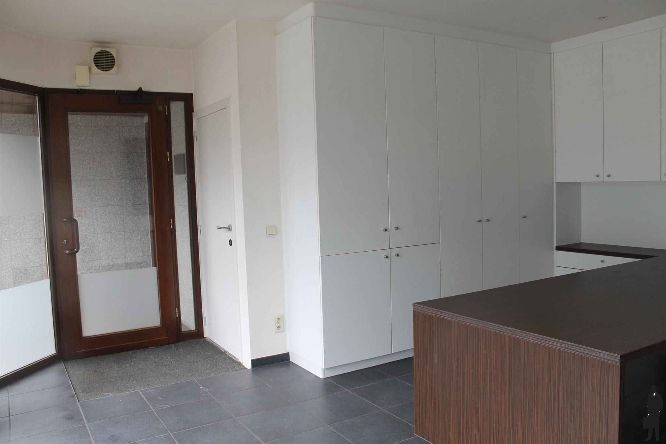 Goed gelegen handelspand van ca. 40m² in hartje Turnhout foto 3
