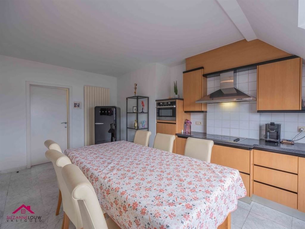 Ruim en gezellig appartement vlakbij het centrum foto 18