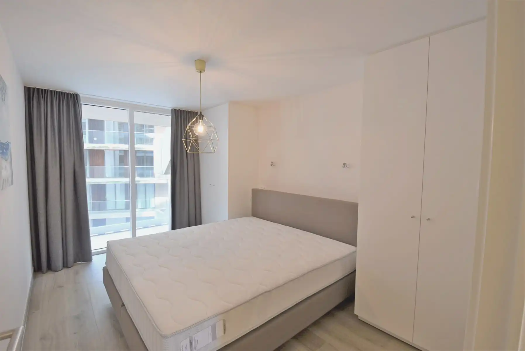 Appartement te huur foto 8