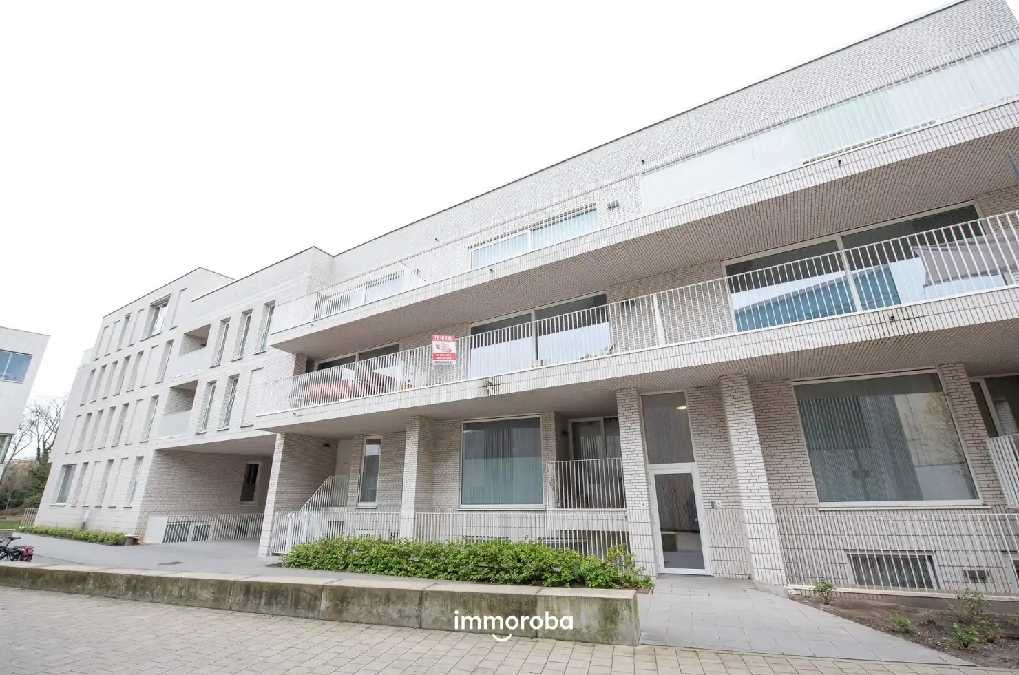 Prachtig en ruim appartement op TOP locatie te Gent! foto {{pictureIndex}}