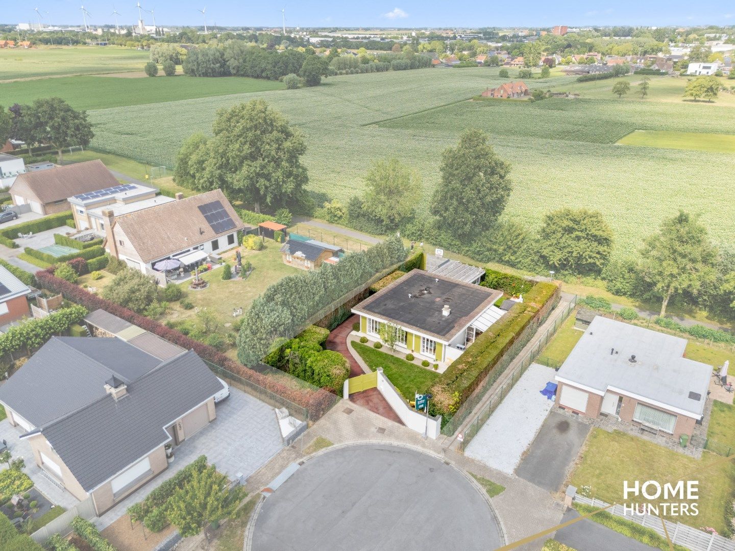 Ruime gelijkvloerse villa met 3 slaapkamers op toplocatie in Ieper foto 23