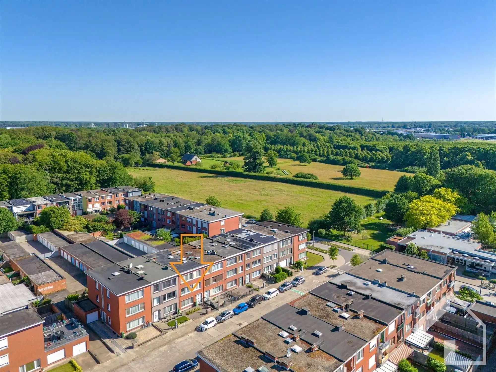 Instapklaar gelijkvloers appartement met 2 slaapkamers, tuin en terras foto 17