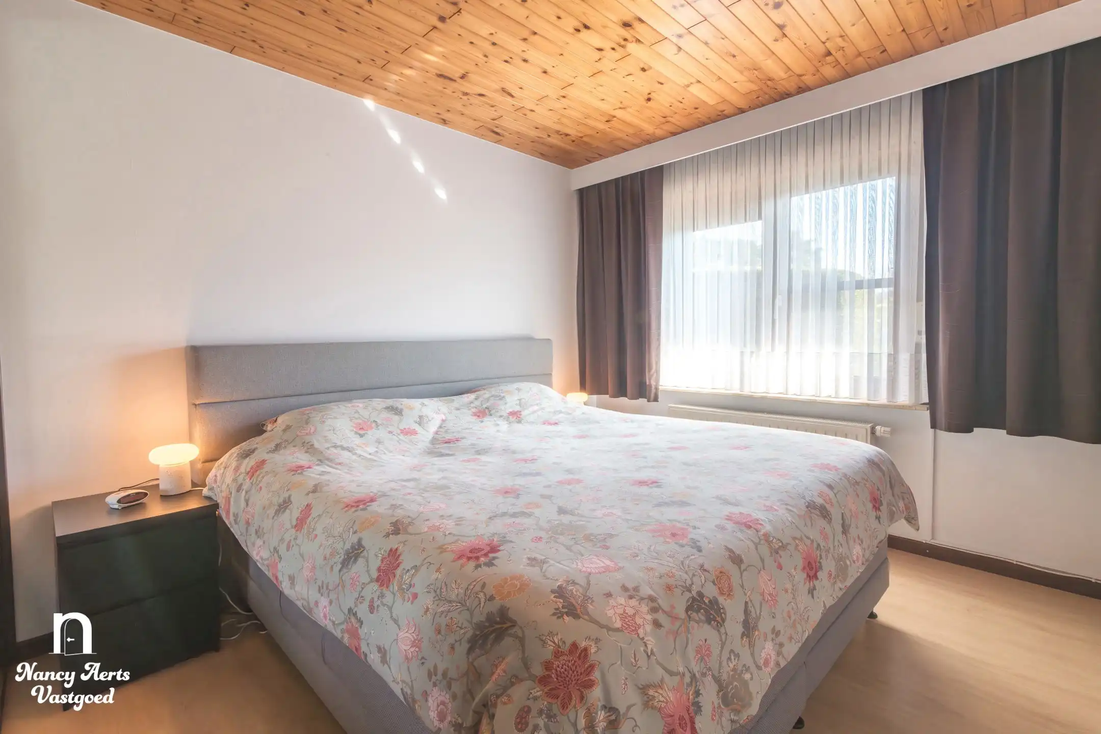 Lichtrijke woning met prachtige tuin en groeipotentieel foto 38