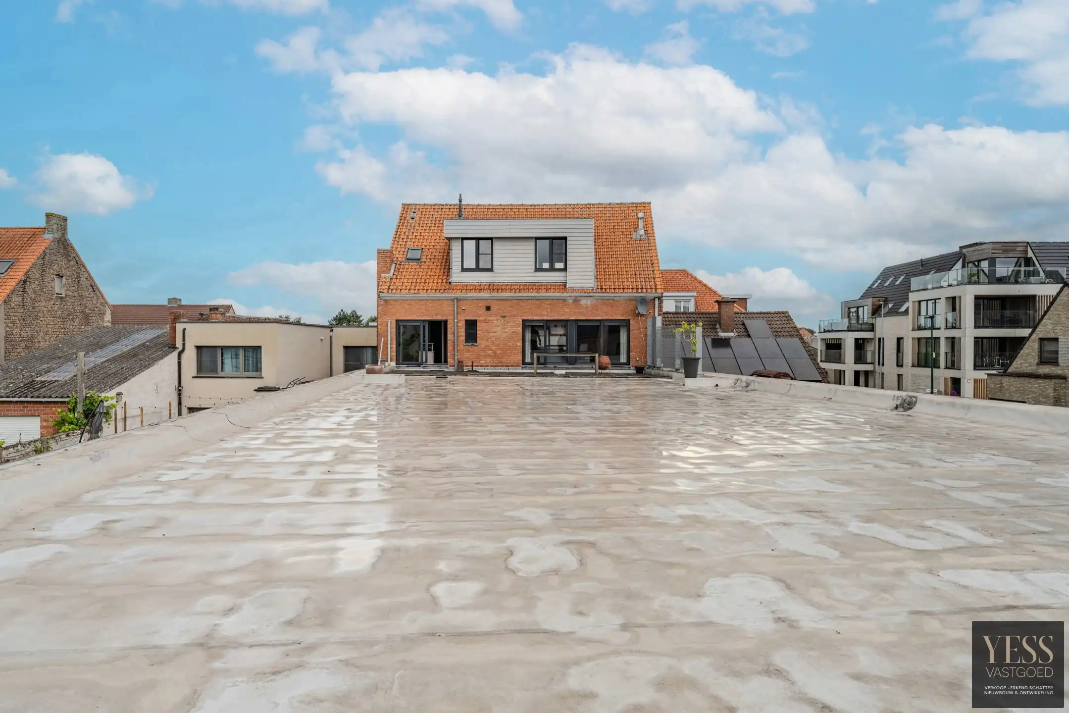 Uniek penthouse + magazijn/atelier en ruim terras Oudenburg! foto 24