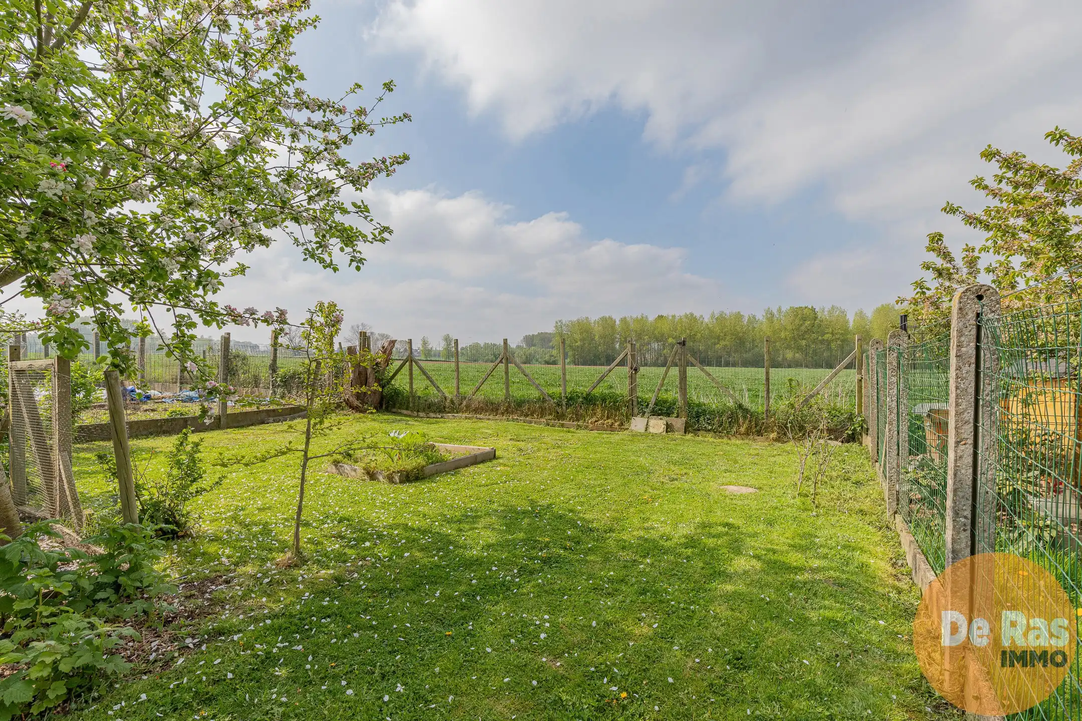 BURST - Ruime gezinswoning met 5 slaapkamers, garage en tuin foto 28