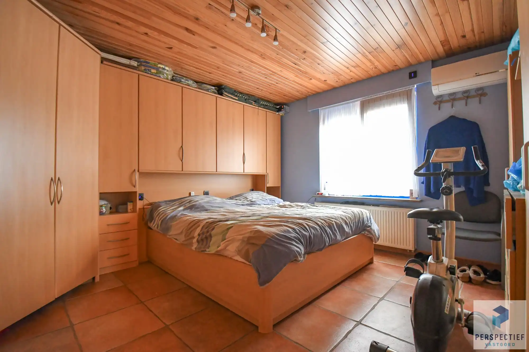 BEZOEKMOMENT ZATERDAG 23/05 VAN 9U TOT 11U | UITSTEKEND GELEGEN GELIJKVLOERSE WONING foto 10