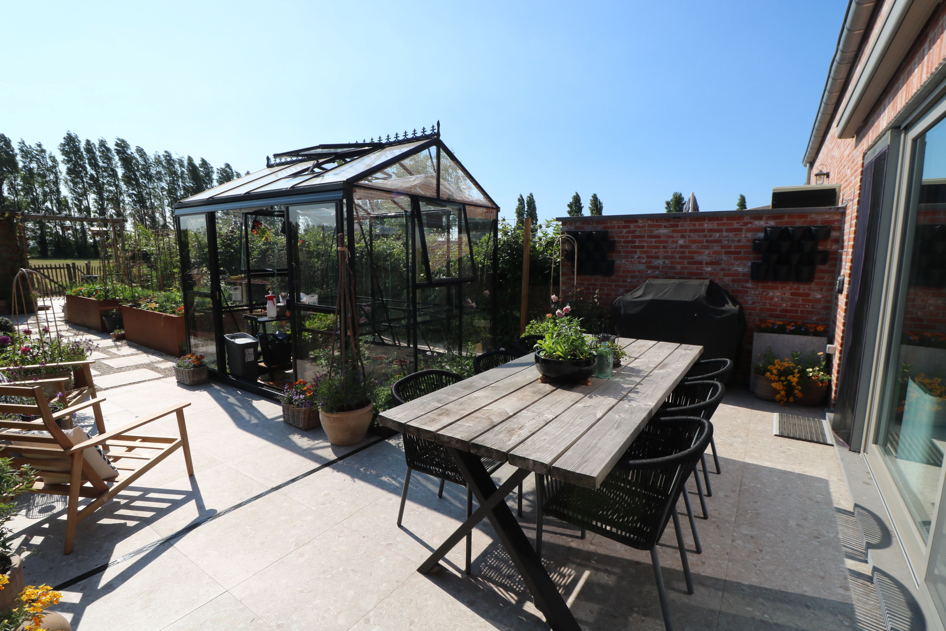 Instapklare, recente woning met 3 slaapkamers, zonnige tuin, garage én autostandplaats. foto 19