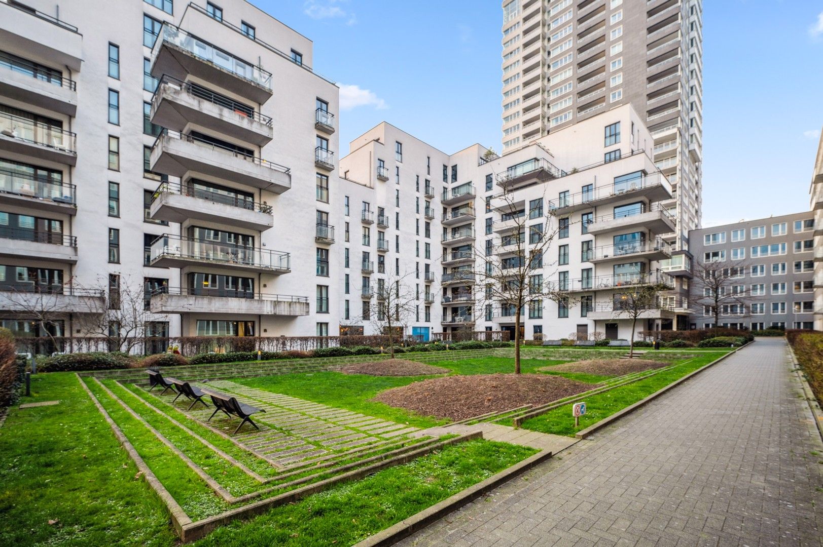 Spacious 3 bedroom apartment with garden view foto 28