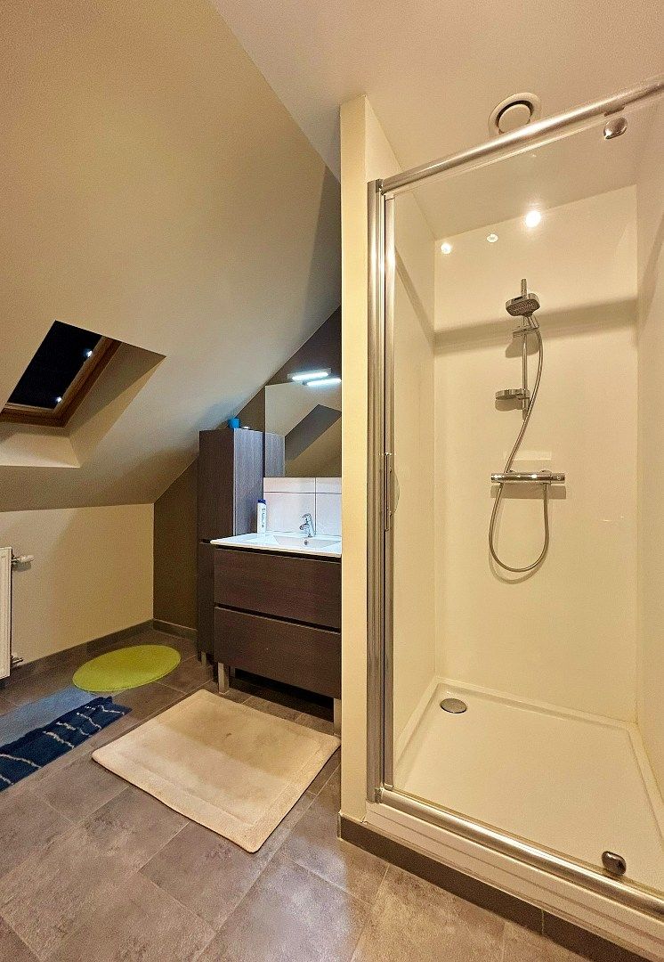 Modern duplex-appartement nabij het centrum van Ieper foto 9