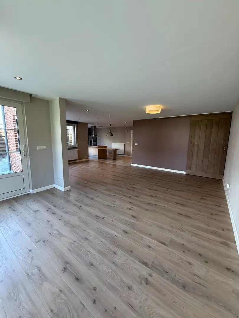 Prachtig, instapklaar energiezuinig appartement met 3 slaapkamers, terras en tuin te Bocholt. foto 19