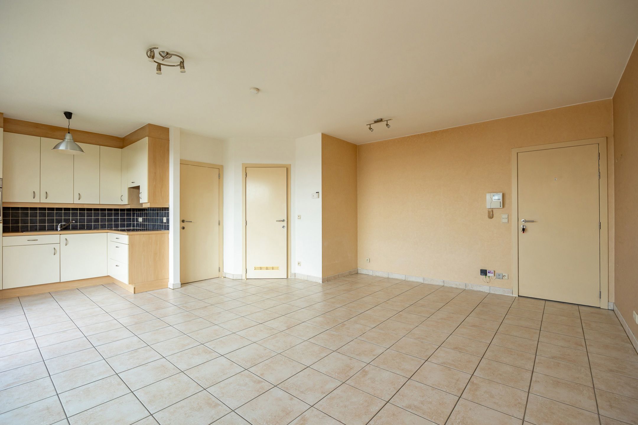 Lichtrijke studio met terras  foto 4