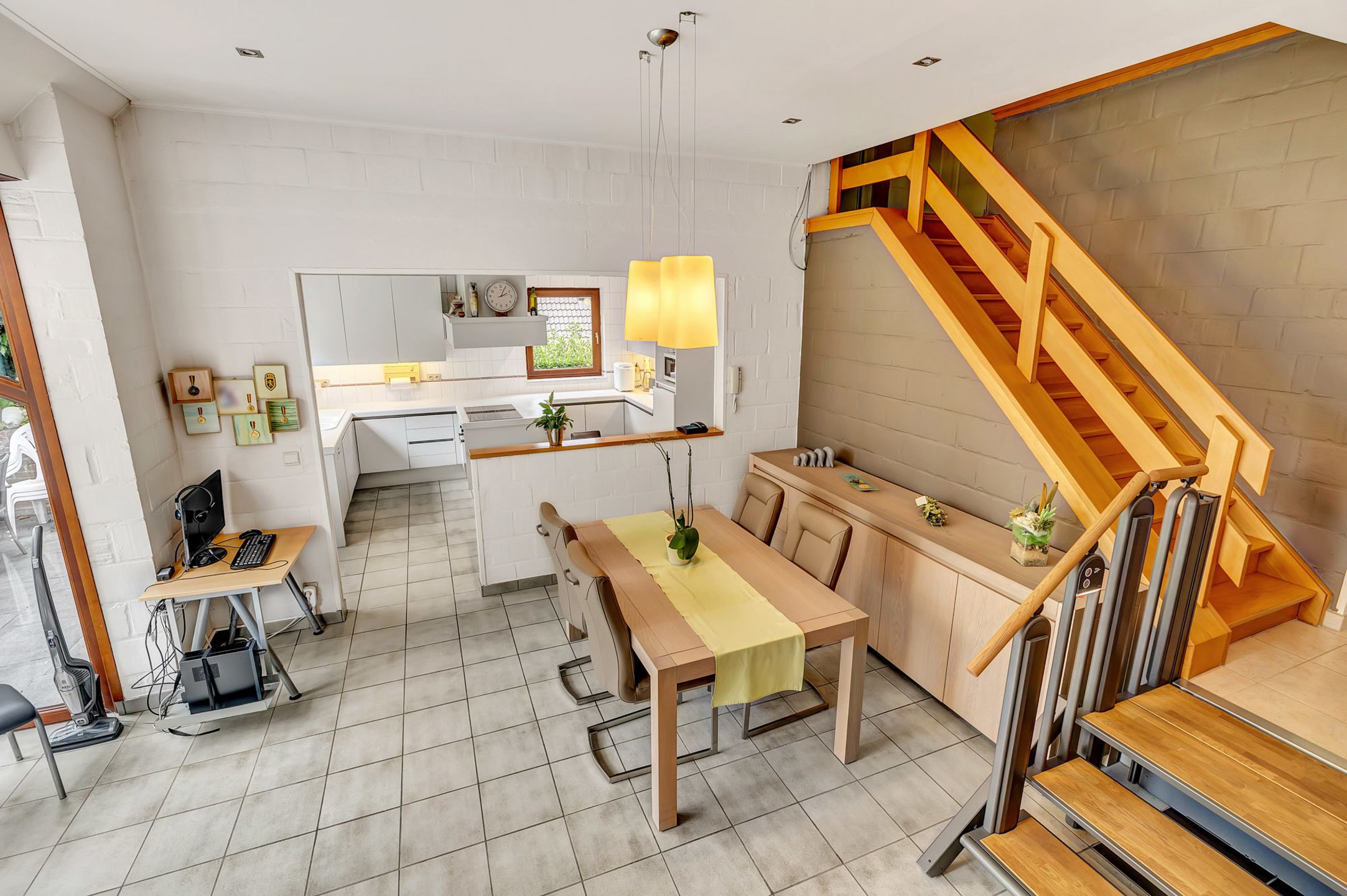 Instapklare woning op unieke locatie foto 8