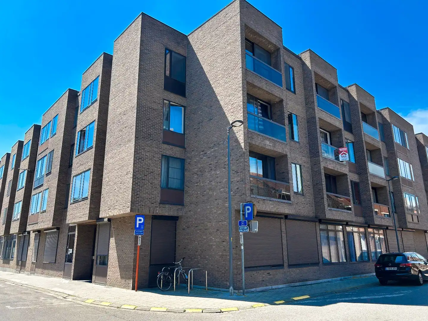Prachtig gerenoveerd appartement met 2 slaapkamers foto {{pictureIndex}}