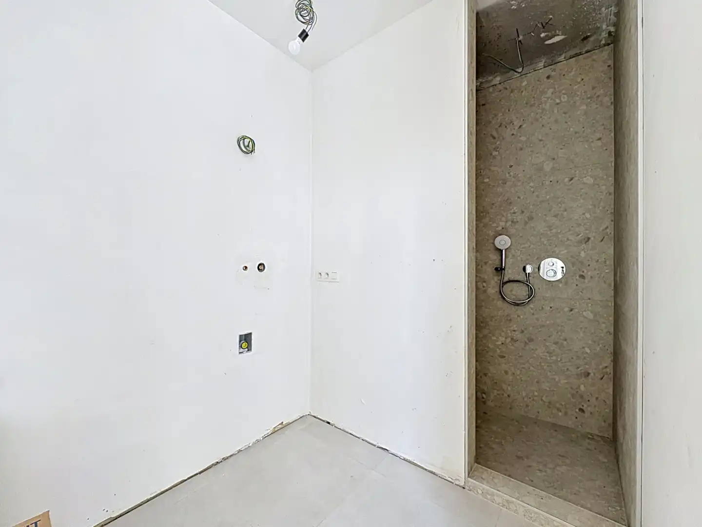 Nieuwbouw appartement met tuintje. foto 7