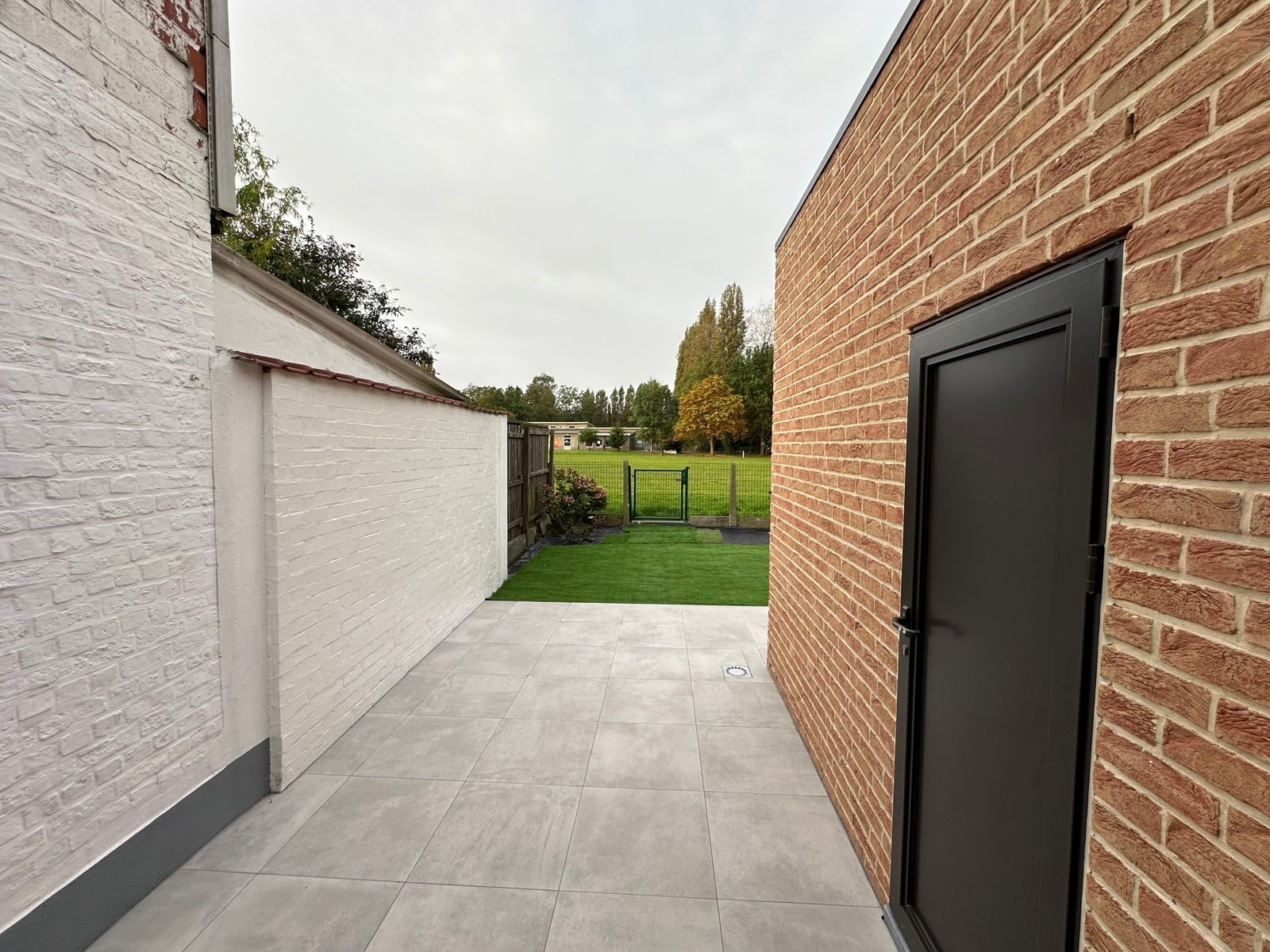 Gerenoveerde woning op een absolute toplocatie in Merelbeke foto 12