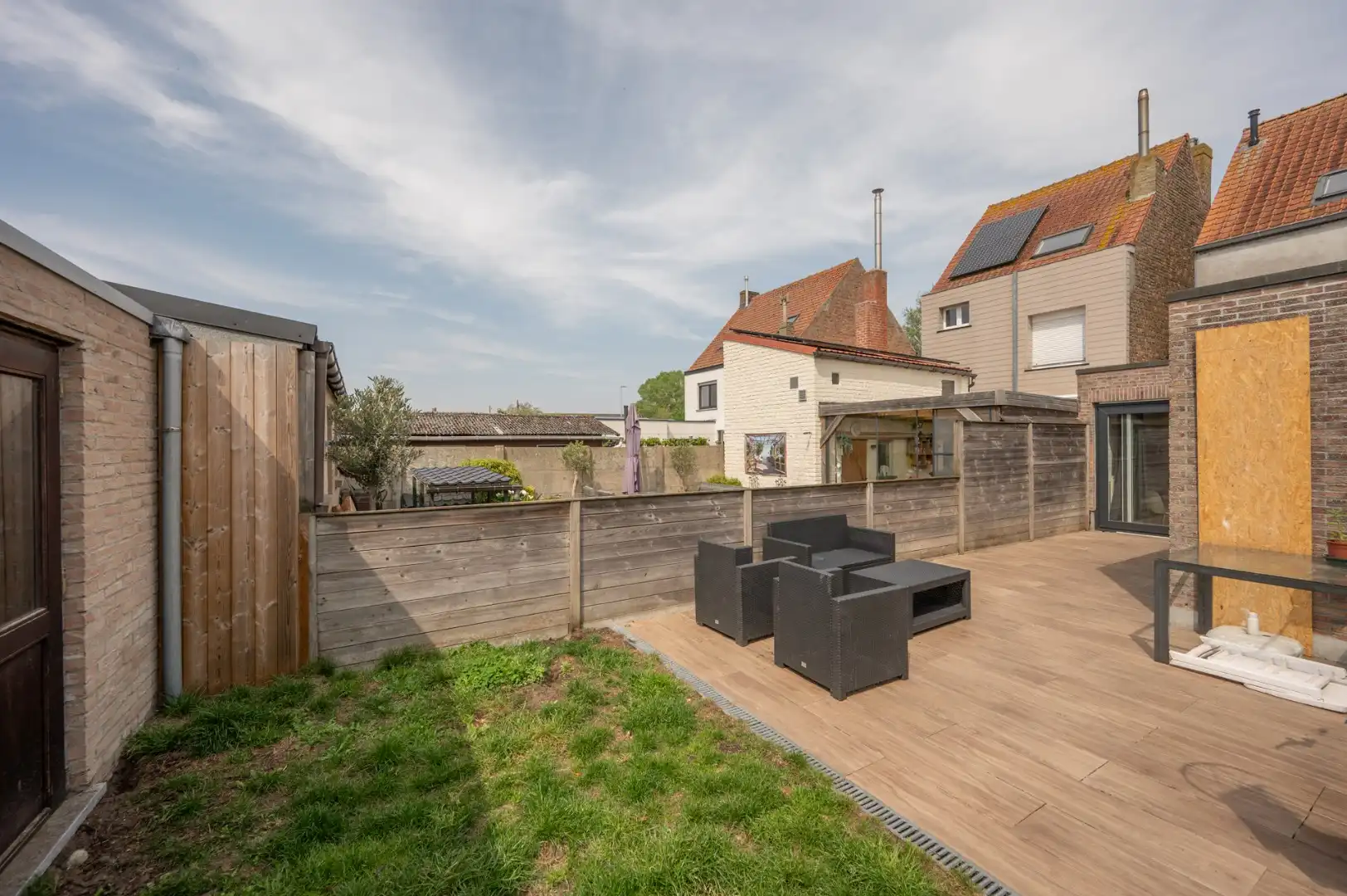 Rustige gelegen woning met 4 slpk en ZW gerichte tuin foto 19