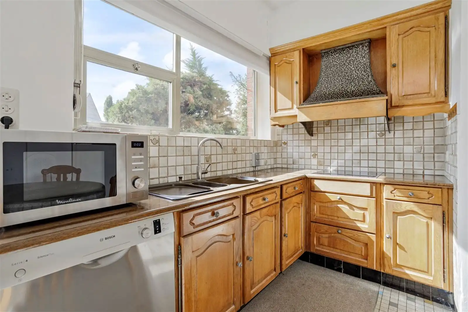 Woning met 3-slpks en inpandige garage foto 6