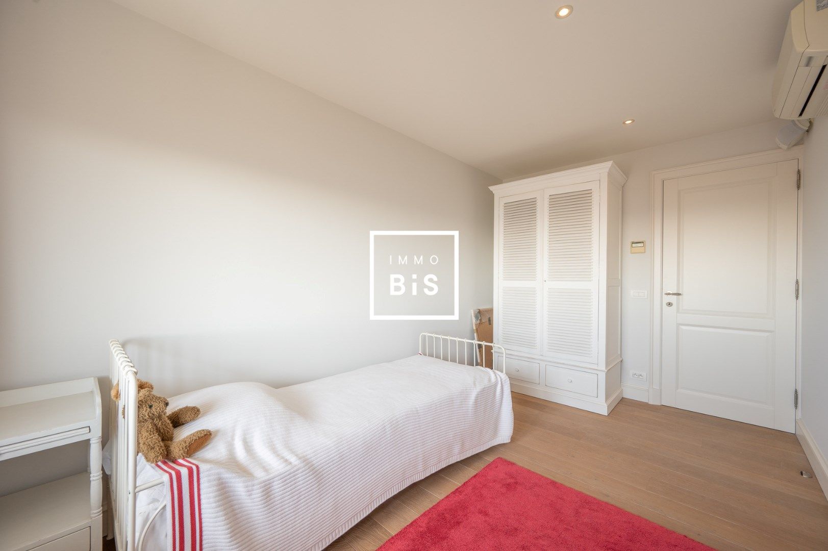 Exclusief duplex mezzanine appartement op een toplocatie aan de Zeedijk in het Zoute foto 15