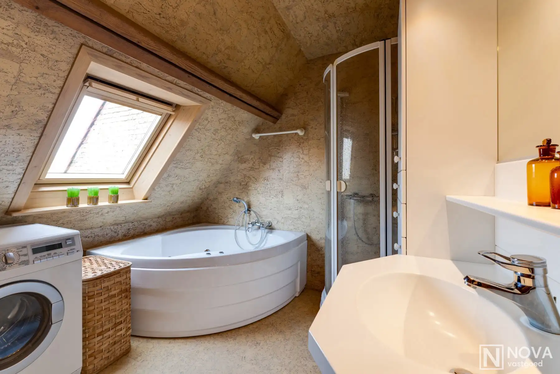 Trapgevelwoning in de historische binnenstad van Nieuwpoort foto 7