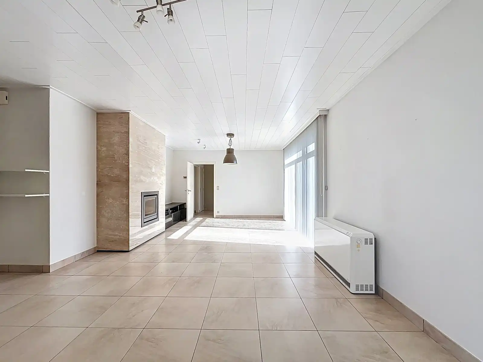 Mooi gelegen, alleenstaande Woning, 2 SLPK, garage én Tuin! foto 6