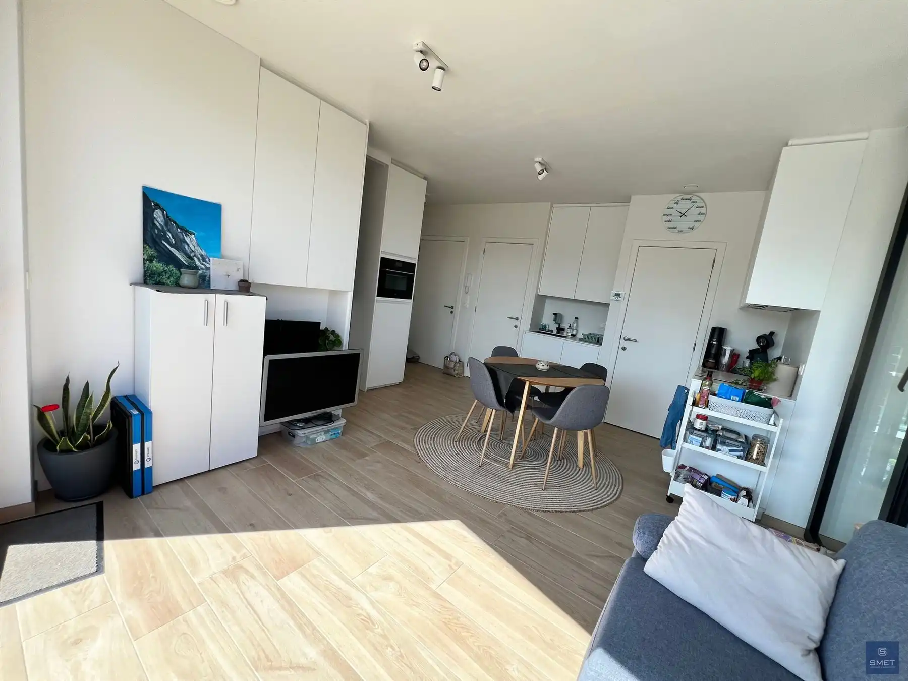 MODERN APPT MET 1 SLPK,TERRAS EN PARKEERPL.  foto 8