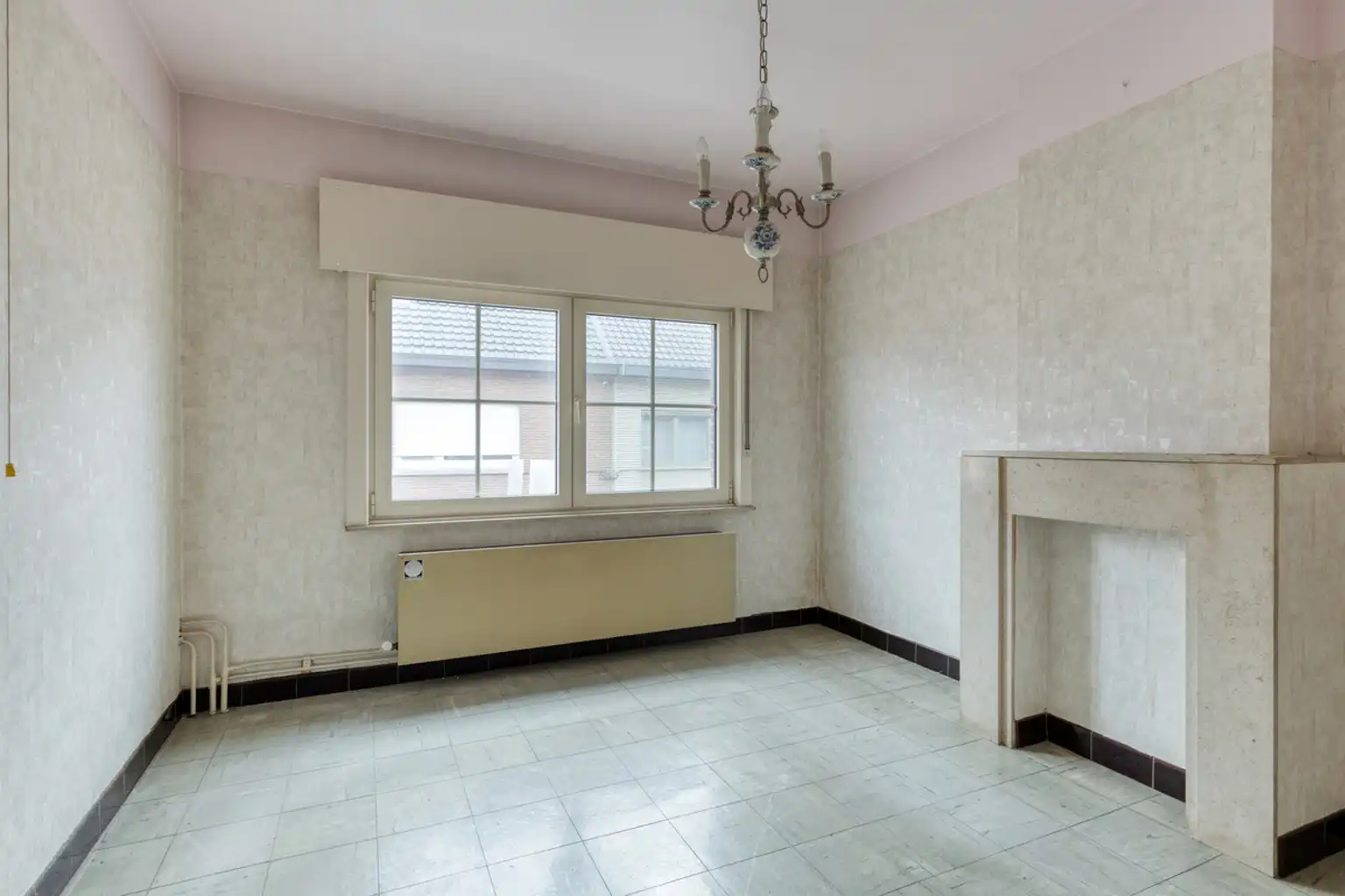 Te moderniseren, charmante tweegevelwoning met tuin foto 8