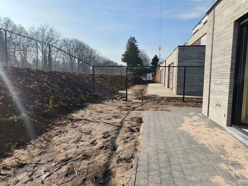 Moderne half-open nieuwbouwwoning met zicht op de Kempische Vaart foto 11