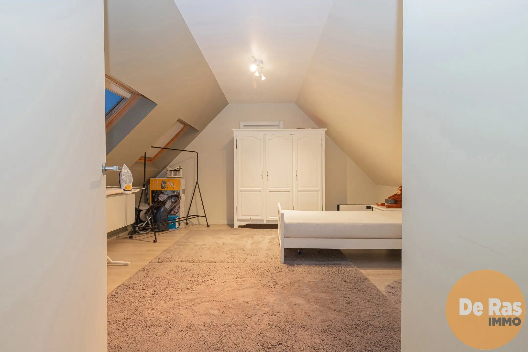 OUDEGEM - Instapklaar, ruim duplex appartement 3slpk foto 12