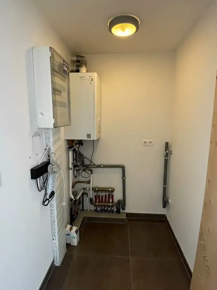 Welgelegen appartement met twee slaapkamers en autostaanplaats foto 12