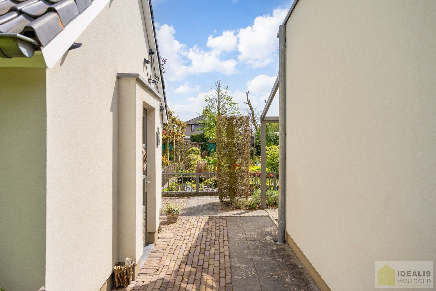 IDEALIS VASTGOED – Prachtige, stijlvolle woning mét B&B-gedeelte, van maar liefst +-315m² foto 47
