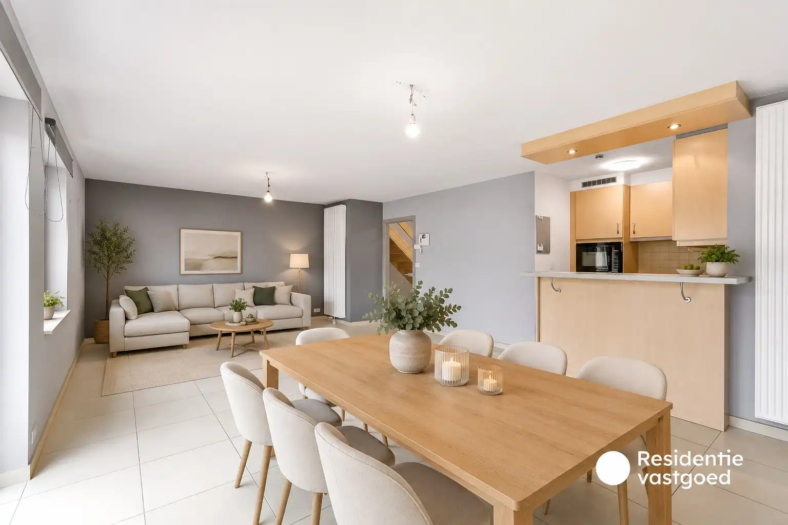 Duplex-appartement in rustige residentie met twee slaapkamers en terras foto 4