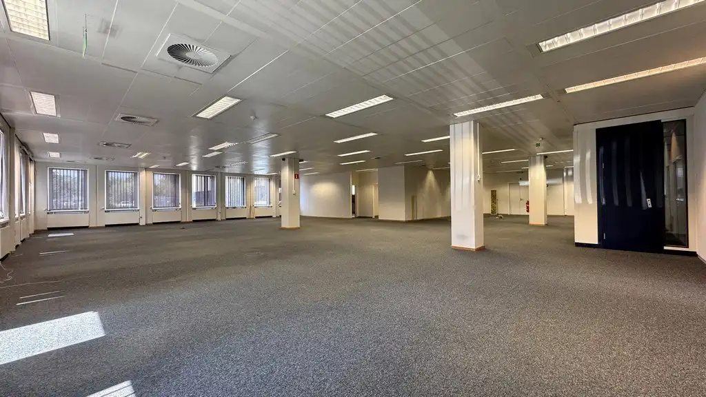 Instapklare kantoren te huur vlakbij E19 in Kontich foto 9