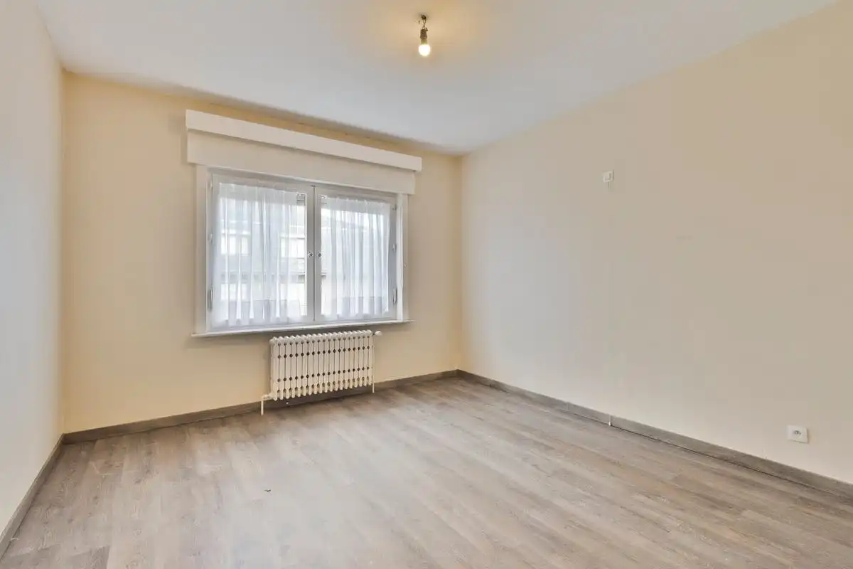 appartement met 2 kamers op toplocatie te koop in Harelbeke foto 8