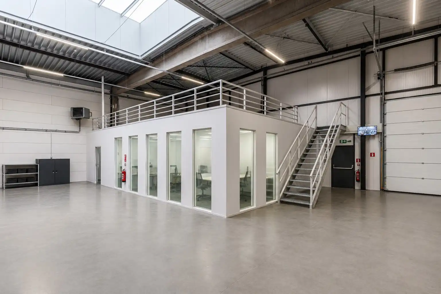Professionele KMO-unit met magazijn van ca. 512 m² foto 3