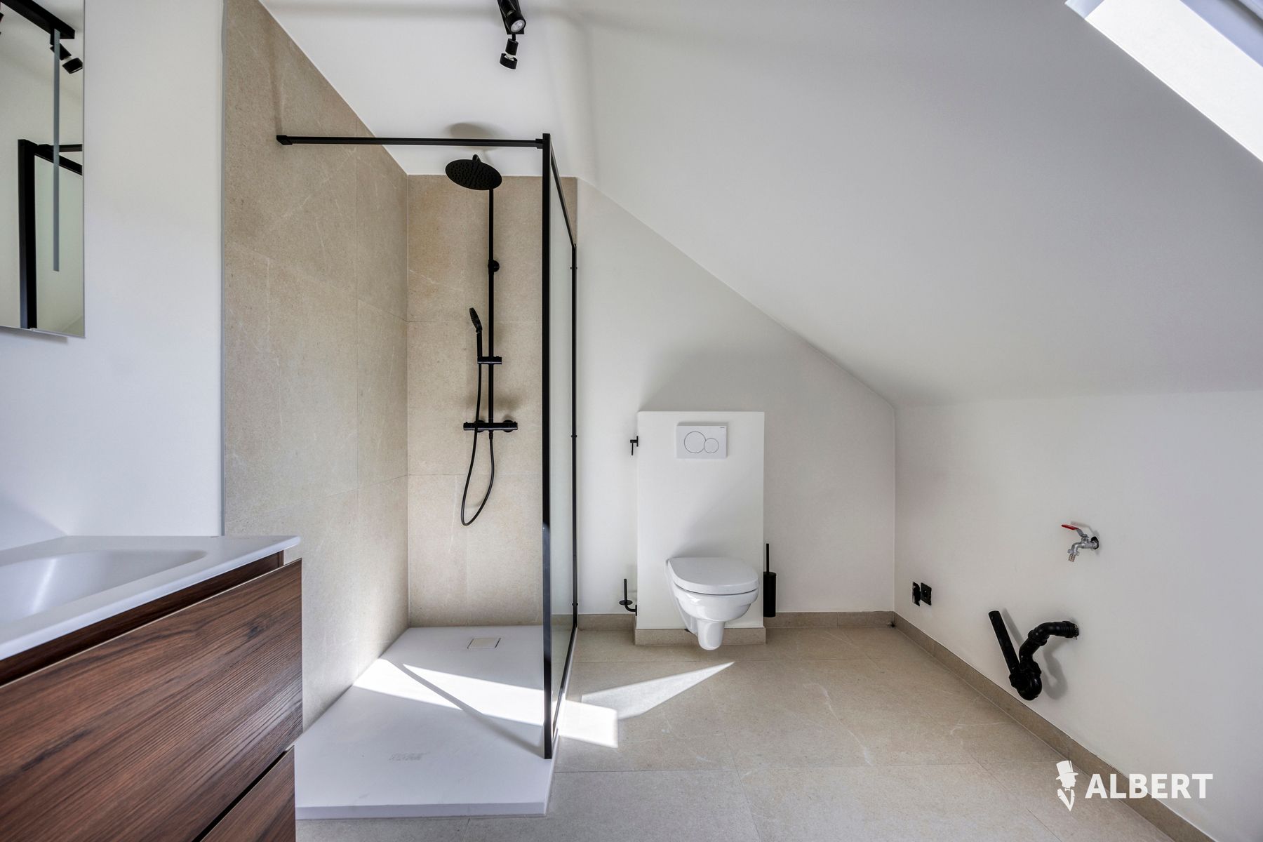 Gerenoveerde studio in dorpskern van Denderwindeke foto 4