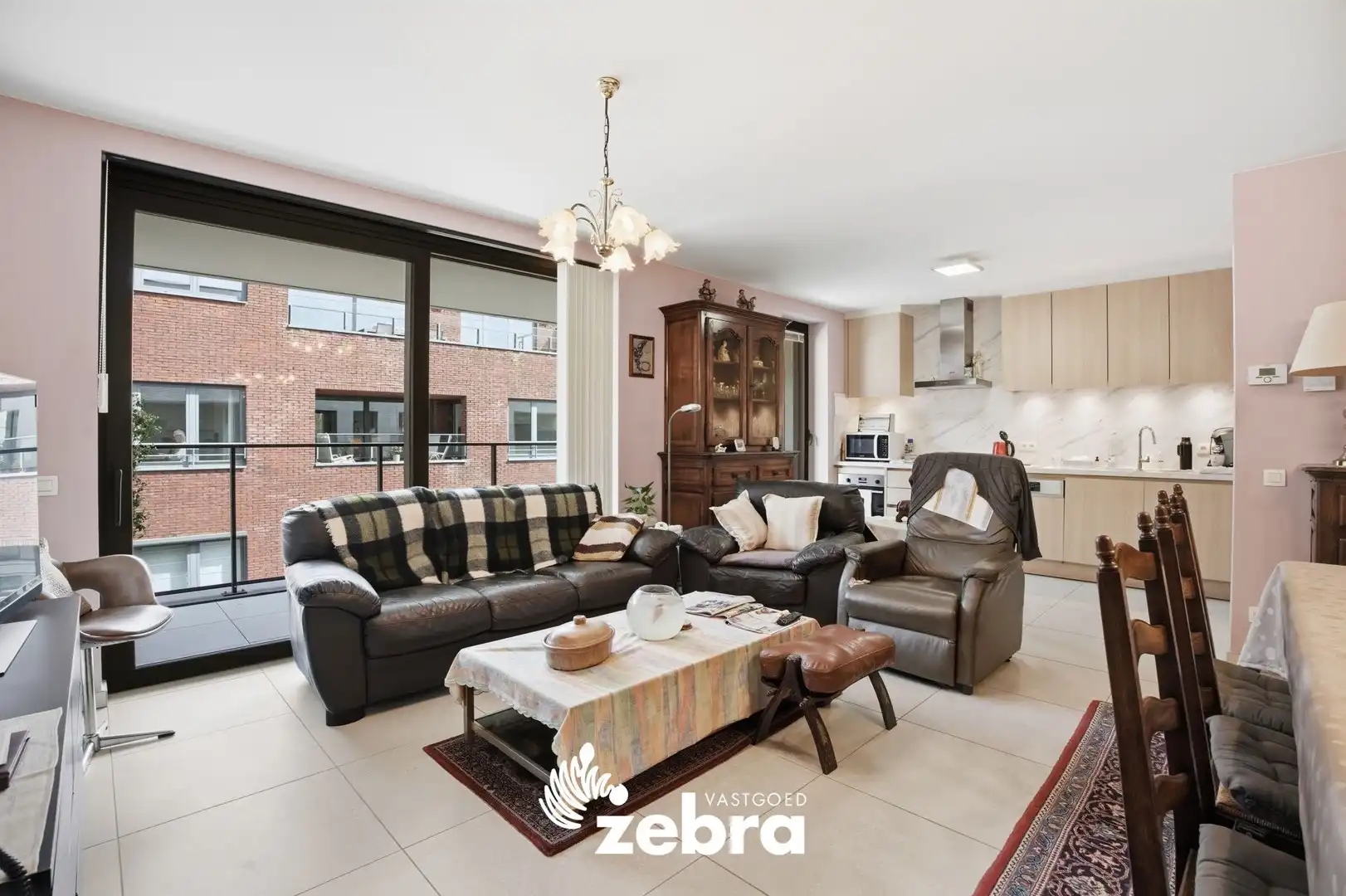 Instapklaar appartement met 2 slaapkamers en terrassen op topligging in Tielt! foto 6